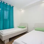 Ana Apartment Primosten