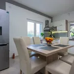 Apartment Ana Primosten