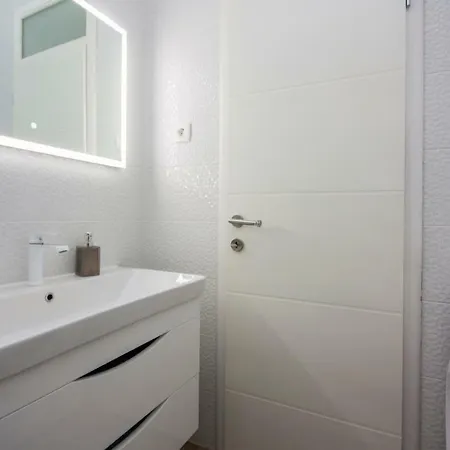 Apartment Ana