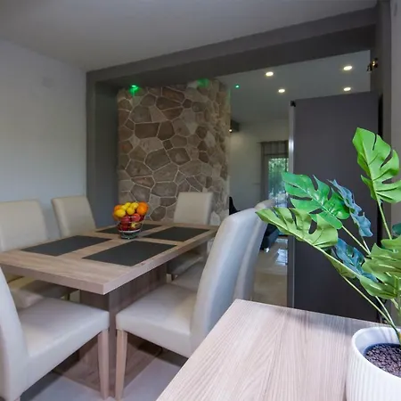 Apartamento Ana Primošten